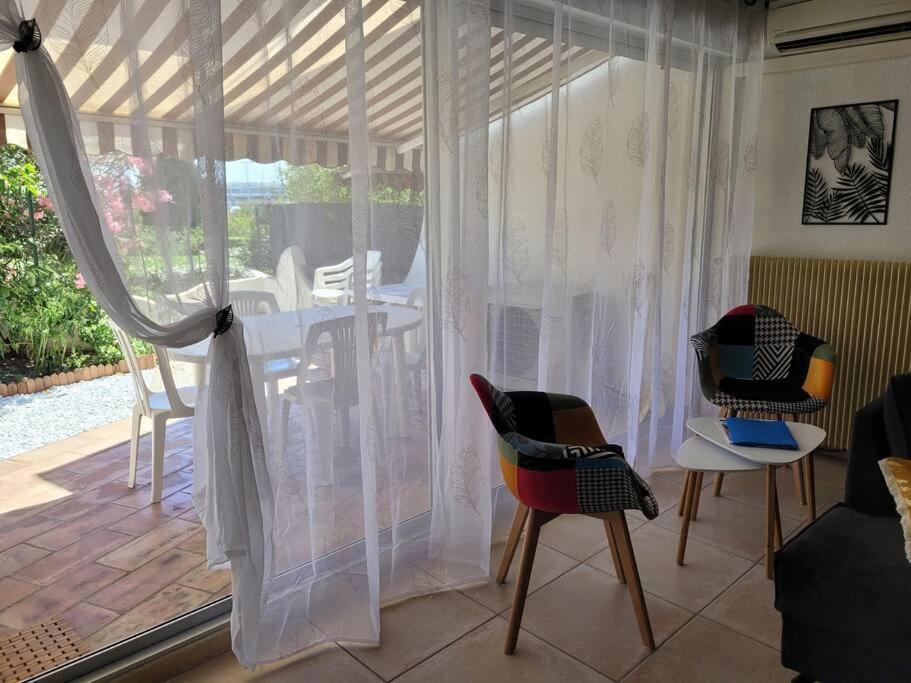 Appartement Spacieux Rez De Jardin Vue Sur Port De Plaisance Le Grau-du-Roi